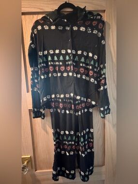 SKIMS LE Cactus Plant Flea Market x Skims Sleep Long Sleeve Button Up Set